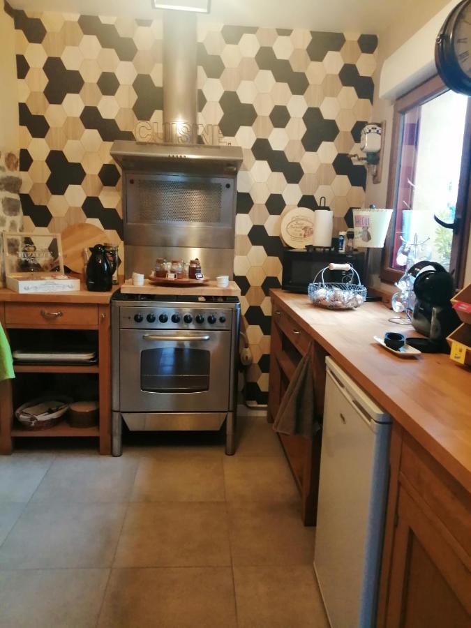 Le Douétaux chambres d'hotes La Baussaine Extérieur photo