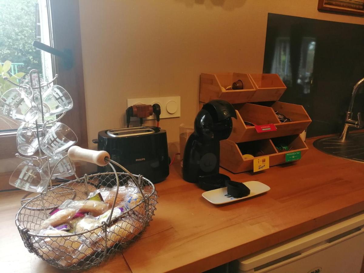 Le Douétaux chambres d'hotes La Baussaine Extérieur photo
