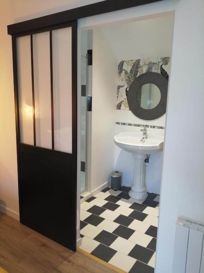 Le Douétaux chambres d'hotes La Baussaine Extérieur photo